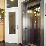 Отель Larende 3*