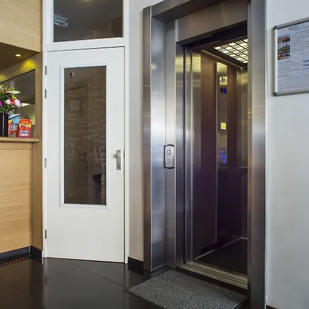 Larende מלון אמסטרדם