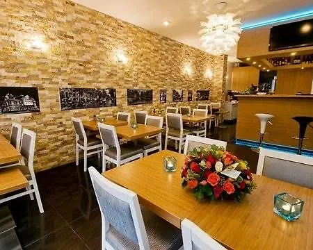 拉兰特酒店